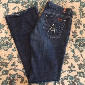 EUC 7 For All Mankind A pocket bootcut jeans in size 28